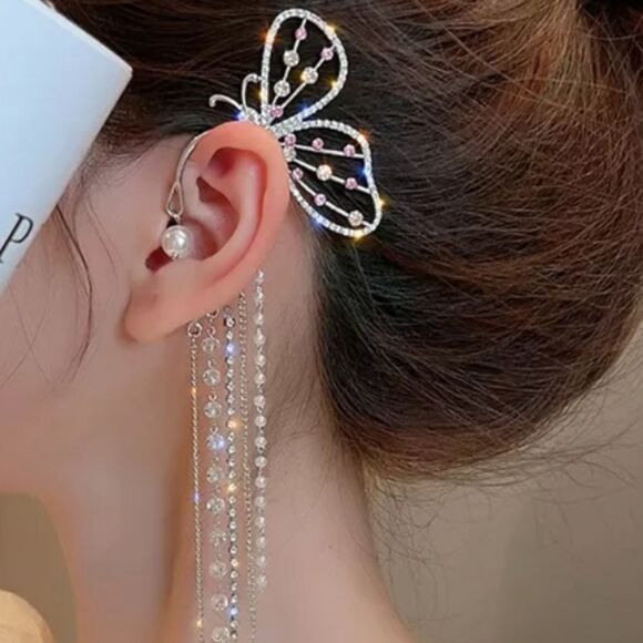 NWOT Fairy Butterfly Ear Cuff - Picture 3 of 3